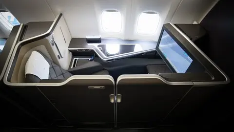 Flight to London